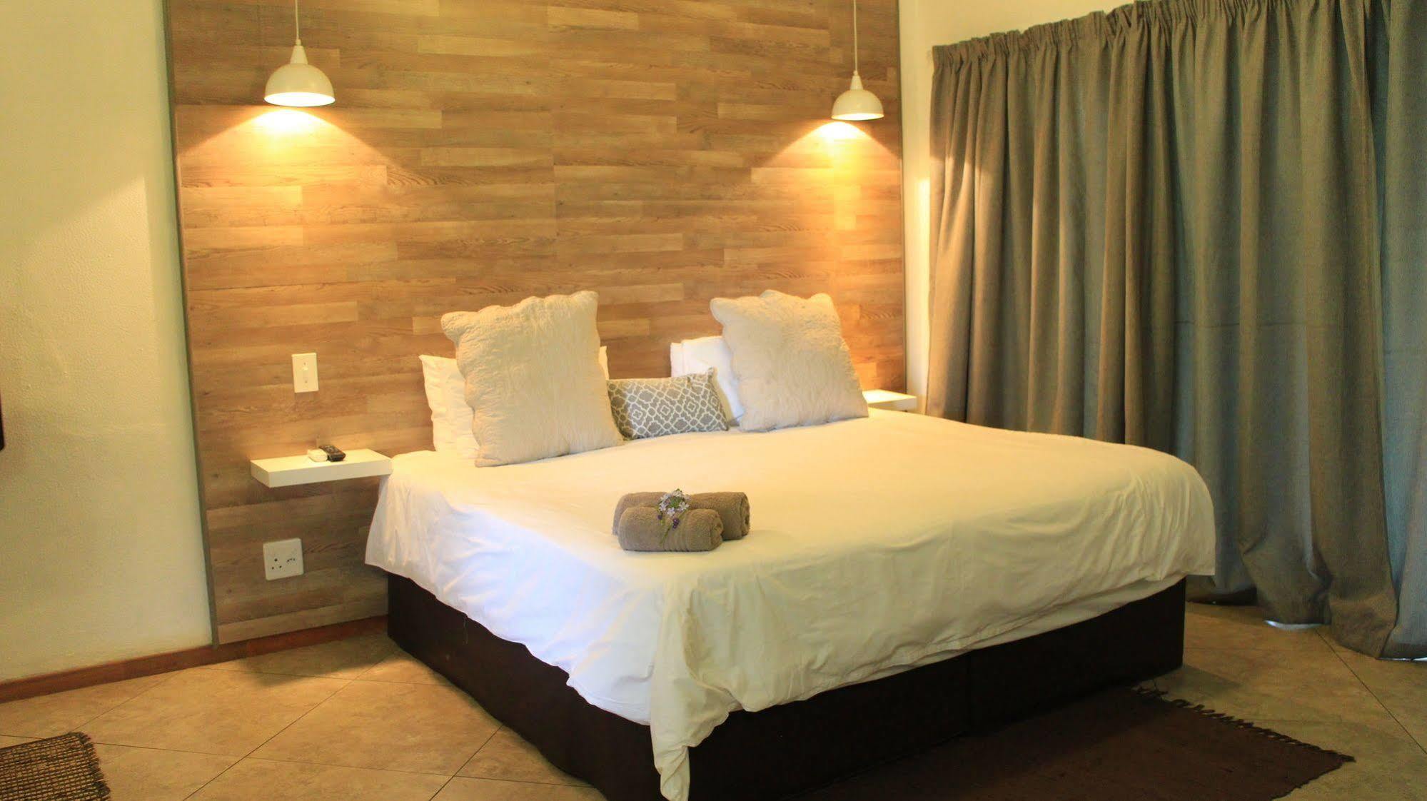 Cu Guest House بهالابوروا المظهر الخارجي الصورة