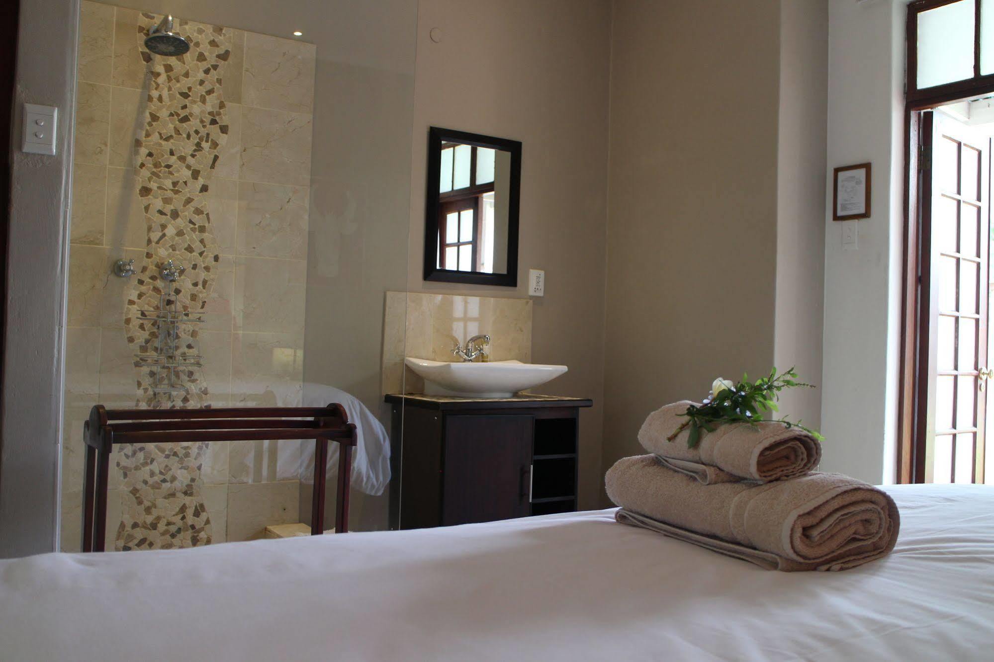 Cu Guest House بهالابوروا المظهر الخارجي الصورة